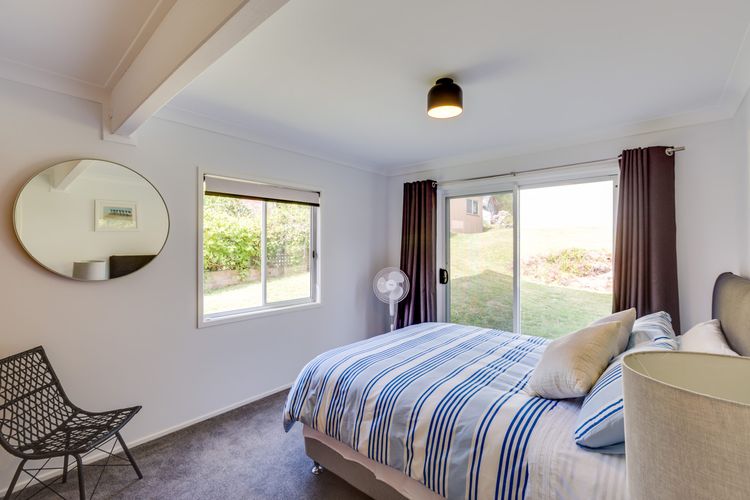 Bay Breeze at Blenheim Beach, Vincentia