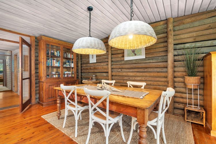 Lakehouse at Erowal Bay