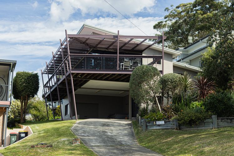 The Lookout at Hyams Beach