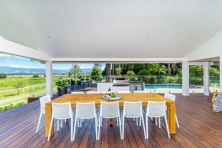 Whispering Pines House,  Far Meadow, Berry