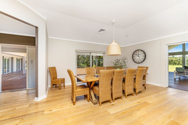 Whispering Pines House,  Far Meadow, Berry