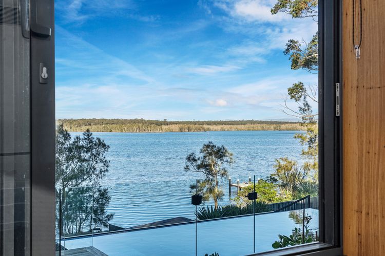 Estuary House, Basin View