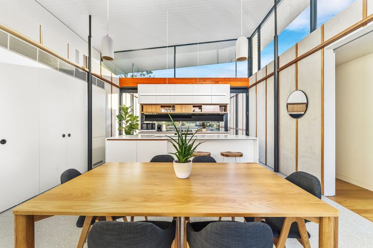 Estuary House, Basin View