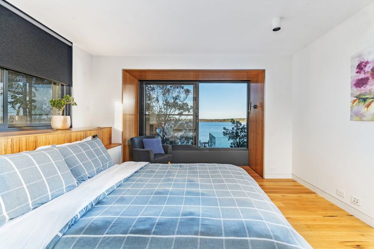 Estuary House, Basin View