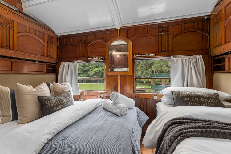 Angas Carriage, Alpine, Southern Highlands