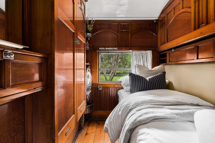 Angas Carriage, Alpine, Southern Highlands