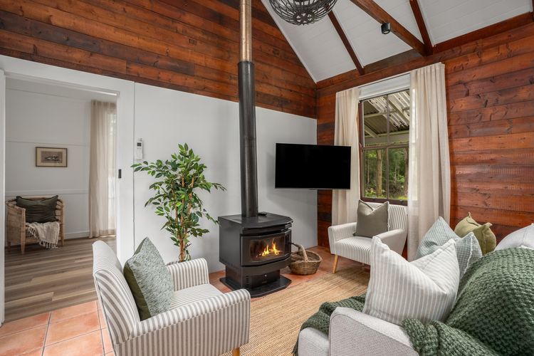 Pottery Cottage, Alpine, Southern Highlands