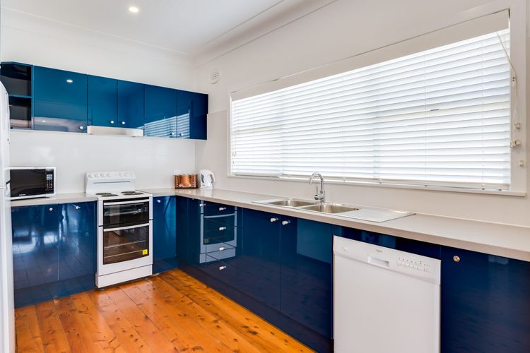 Bimbadgen at Hyams Beach