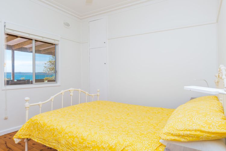 Bimbadgen at Hyams Beach