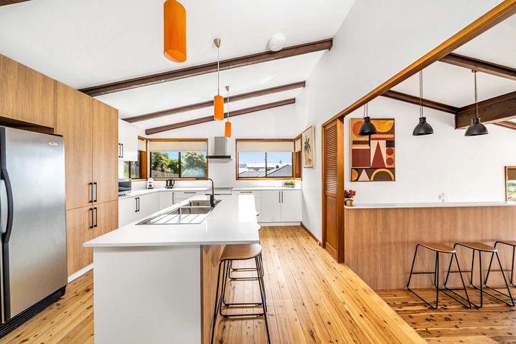 Cloud Nine, Gerringong