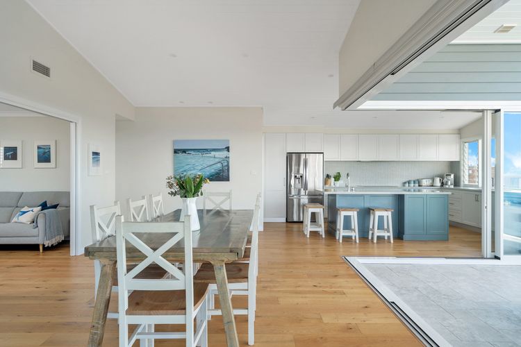 The Blue Whale, Kiama