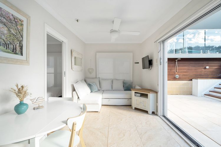 The Blue Whale, Kiama