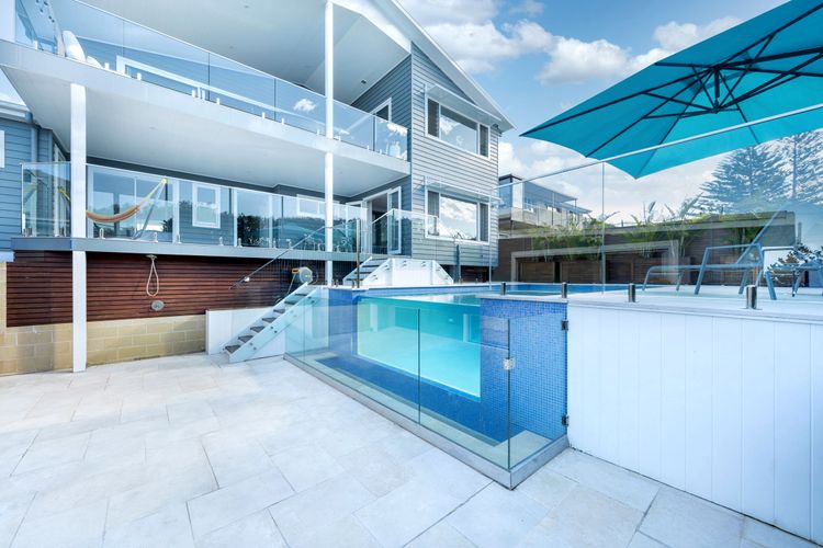 The Blue Whale, Kiama