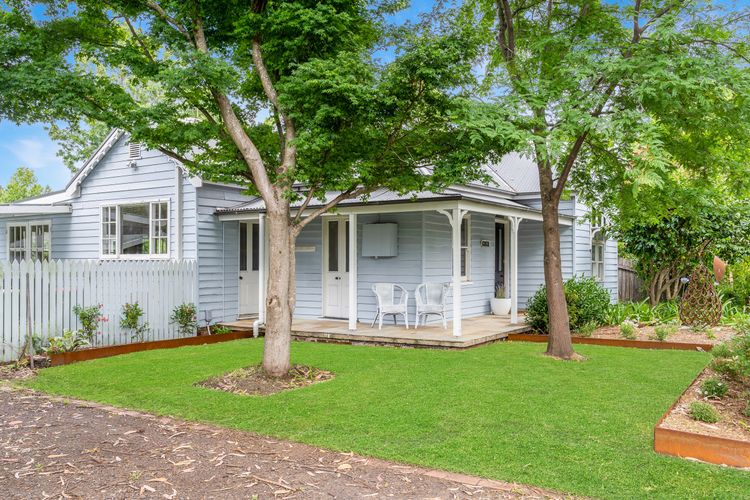 Blue Belle Cottage, Berry