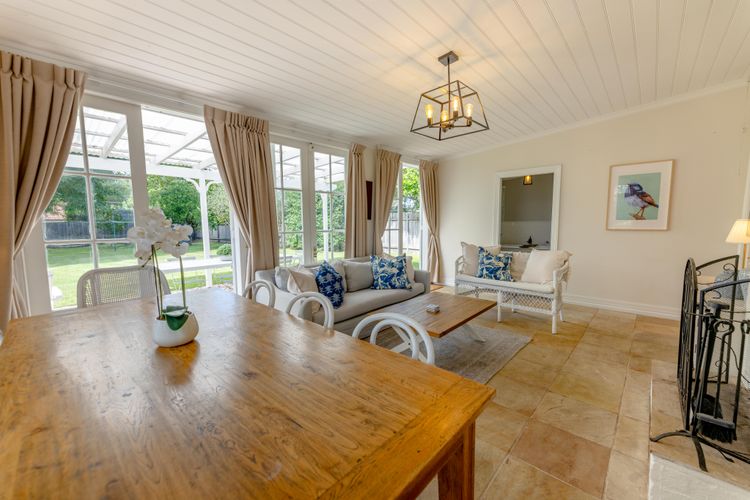 Blue Belle Cottage, Berry