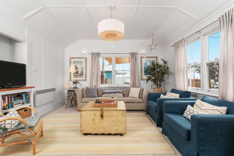 Avalon: vintage beachside family getaway