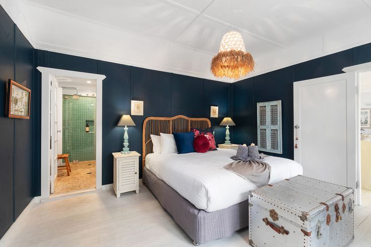 Avalon: vintage beachside family getaway