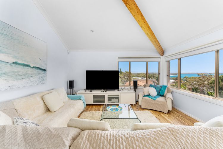 The Lighthouse, Vincentia