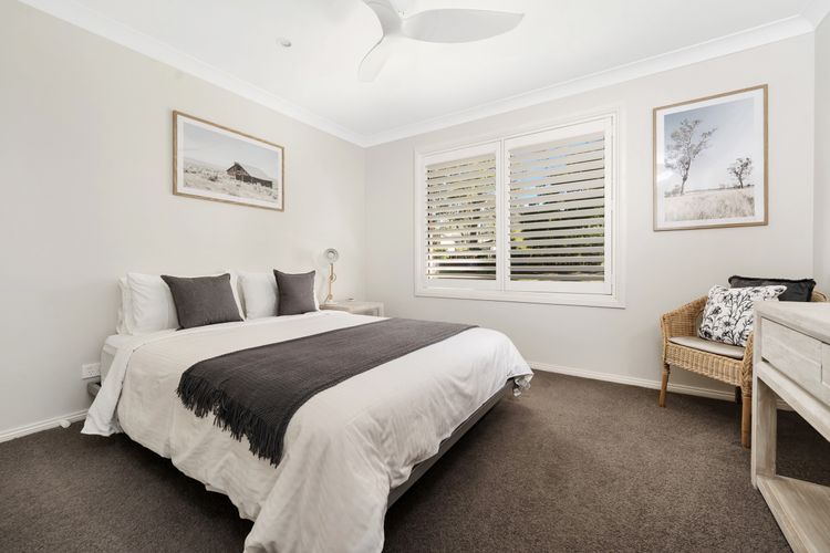 Breakers on Orion Beach, Vincentia