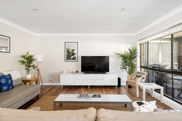 Breakers on Orion Beach, Vincentia