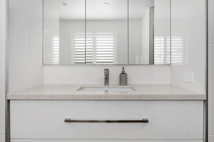 Breakers on Orion Beach, Vincentia