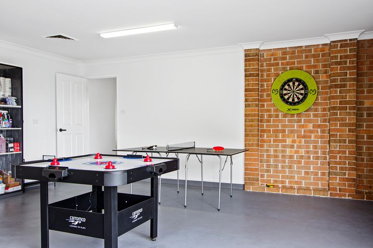 The Great White, Vincentia