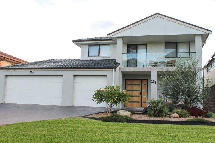 The Great White, Vincentia