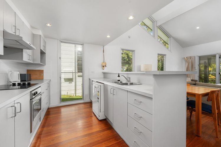 Boathouse 2, Hyams Beach