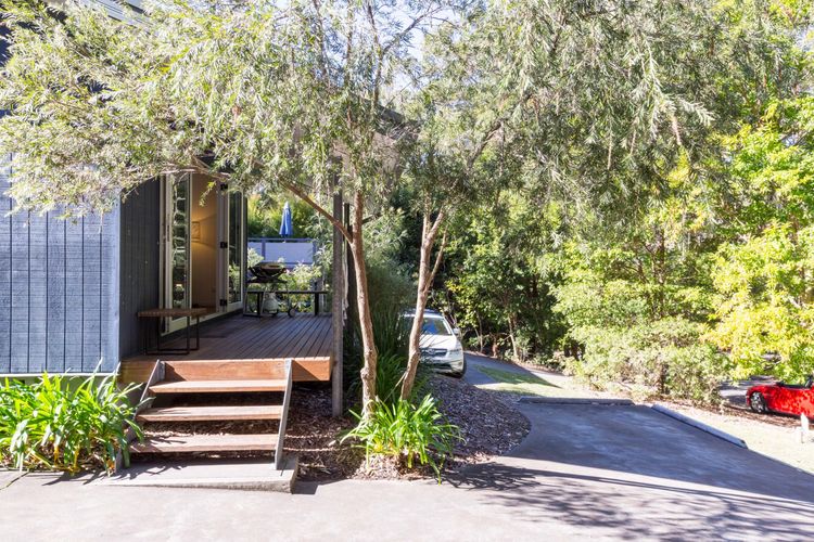 Boathouse 2, Hyams Beach