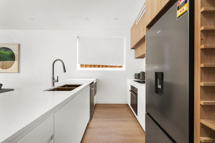 Vinny Beach House for 12, Vincentia