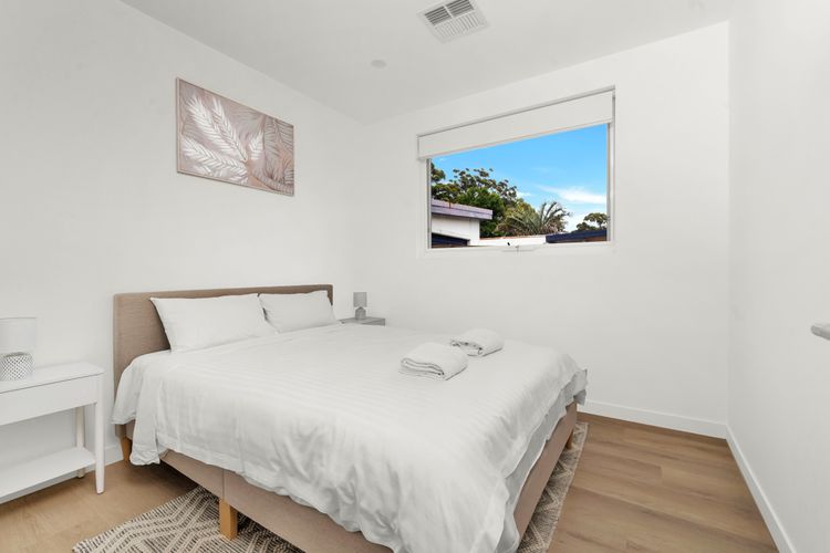 Vinny Beach House for 12, Vincentia