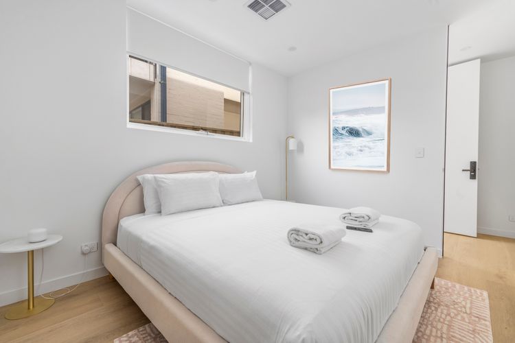 Blanca Beach House for 12, Vincentia