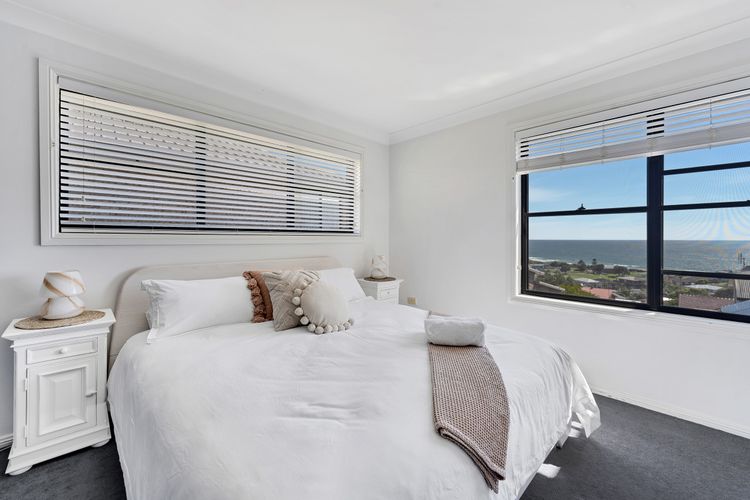 Pacific Blue, Gerringong