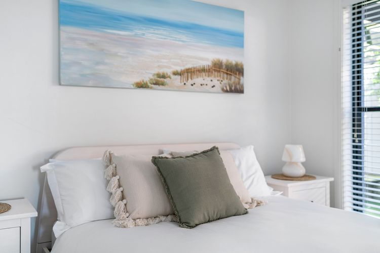 Pacific Blue, Gerringong