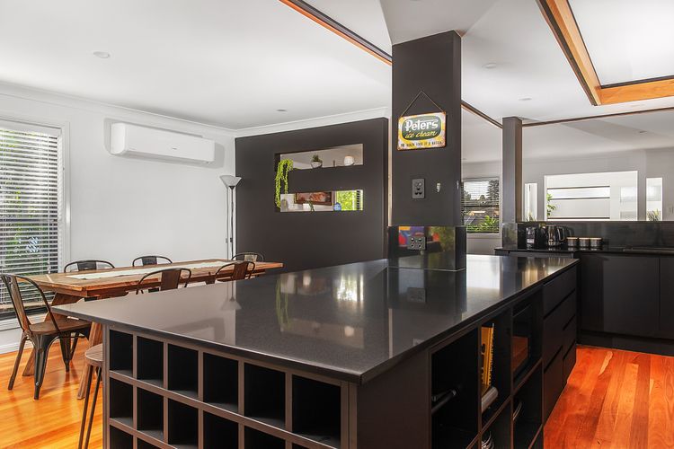 Pacific Blue, Gerringong