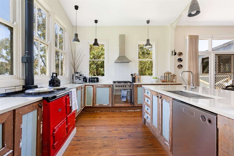 Ashby Downs, Moss Vale