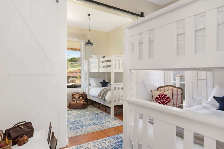 Ashby Downs, Moss Vale