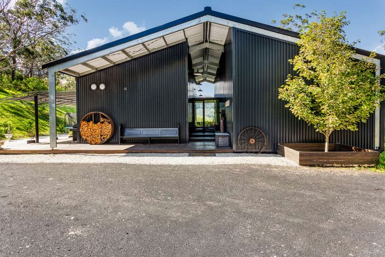 Black Star, Kangaroo Valley