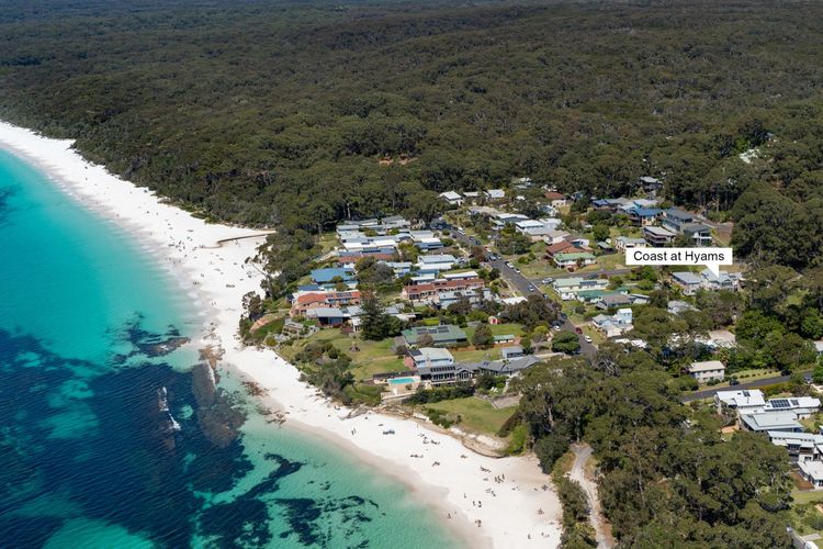Coast at Hyams Beach