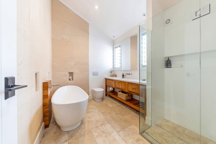 Coast at Hyams Beach