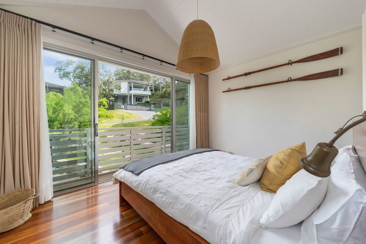 Coast at Hyams Beach