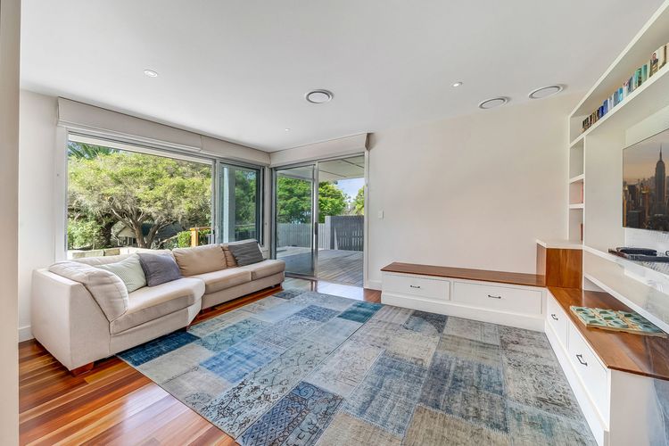 Coast at Hyams Beach