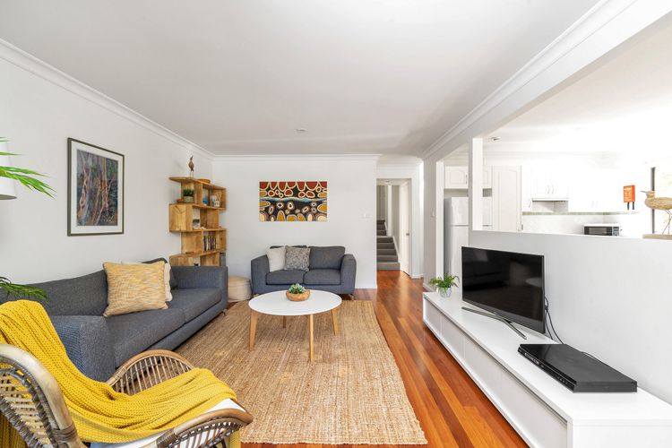 Sandpiper, Hyams Beach