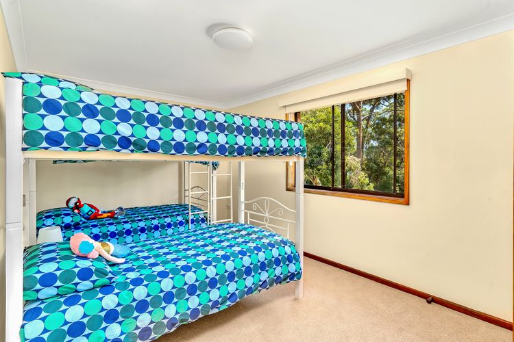 Arches by the Sea, Vincentia