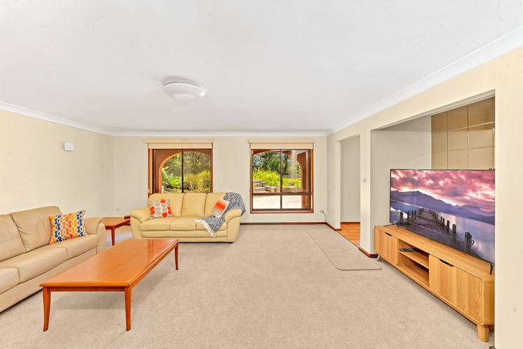 Arches by the Sea, Vincentia