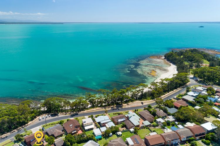 Arches by the Sea, Vincentia