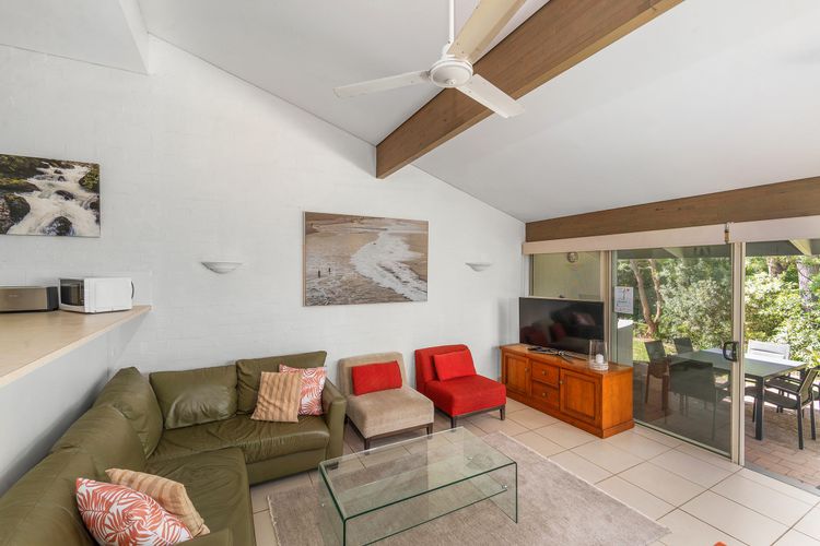 Hyams Beach Haven, Hyams Beach