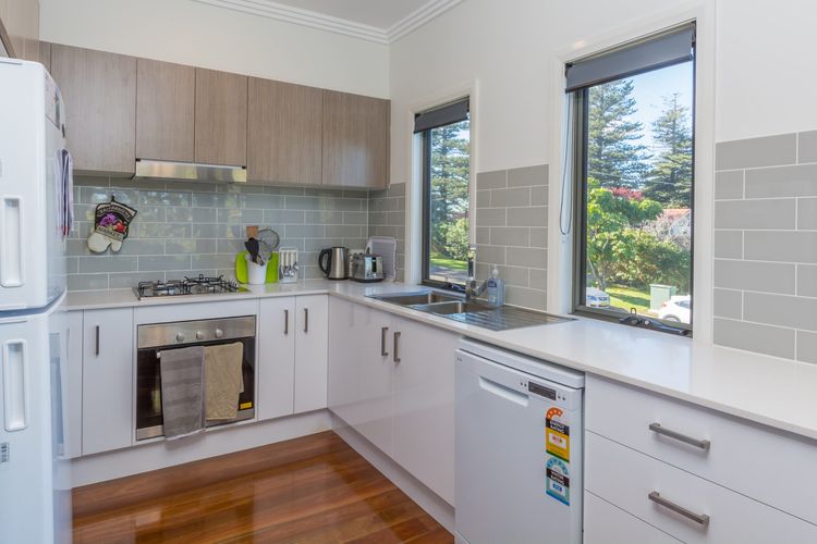 Coastline, Boat Harbour – Gerringong