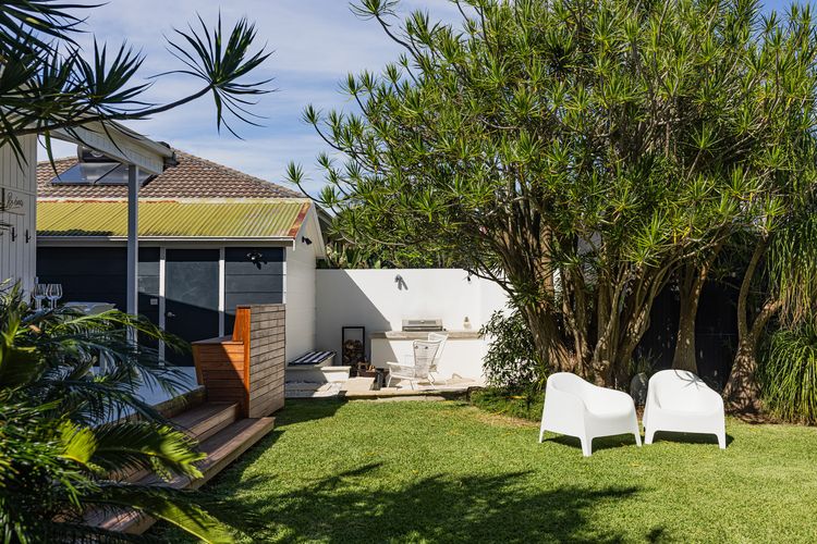 Ro-ana for 8, Gerringong