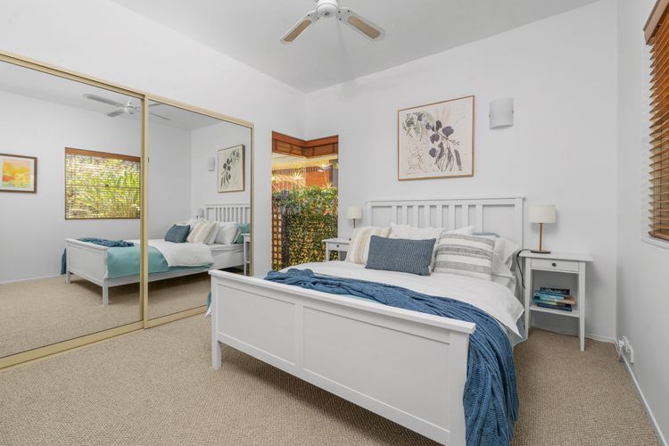 Serenity, Hyams Beach